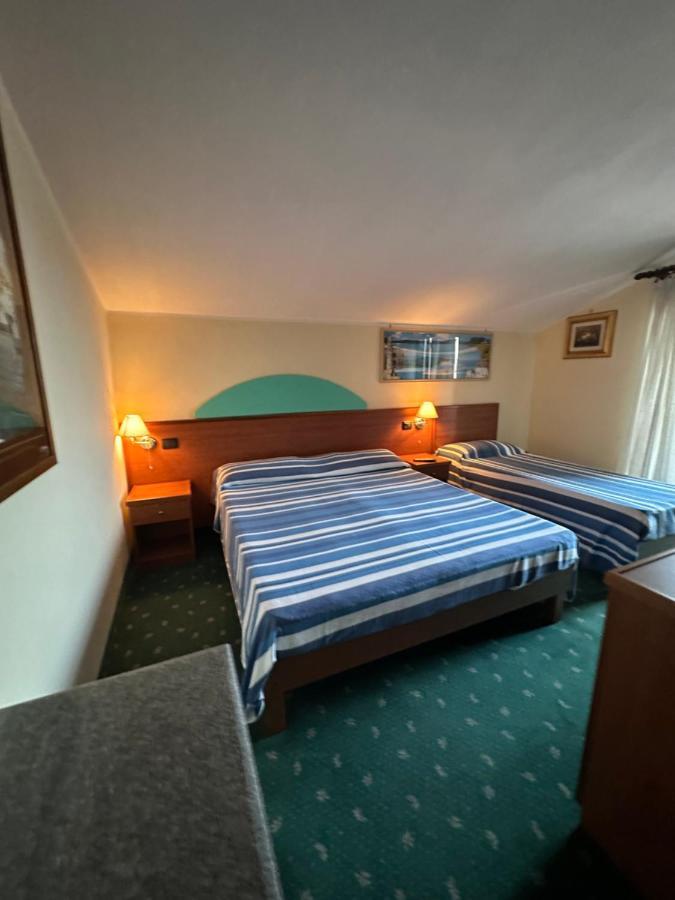 Hotel Atena Ciro Marina Bagian luar foto