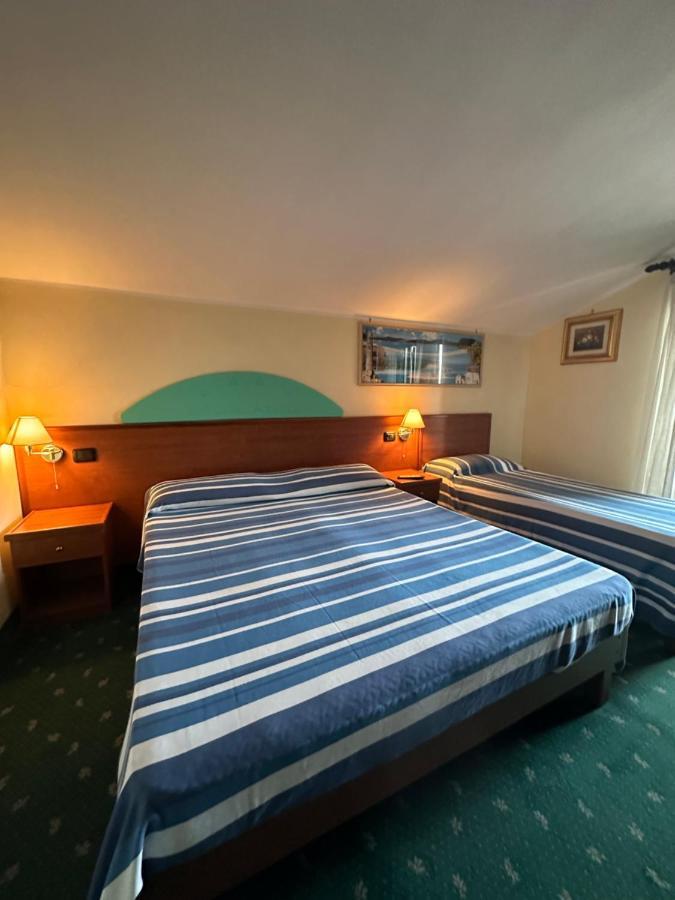 Hotel Atena Ciro Marina Bagian luar foto