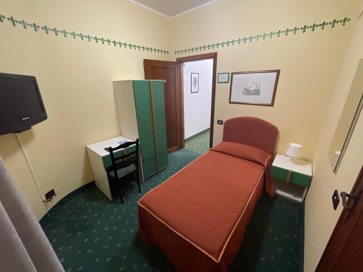 Hotel Atena Ciro Marina Bagian luar foto