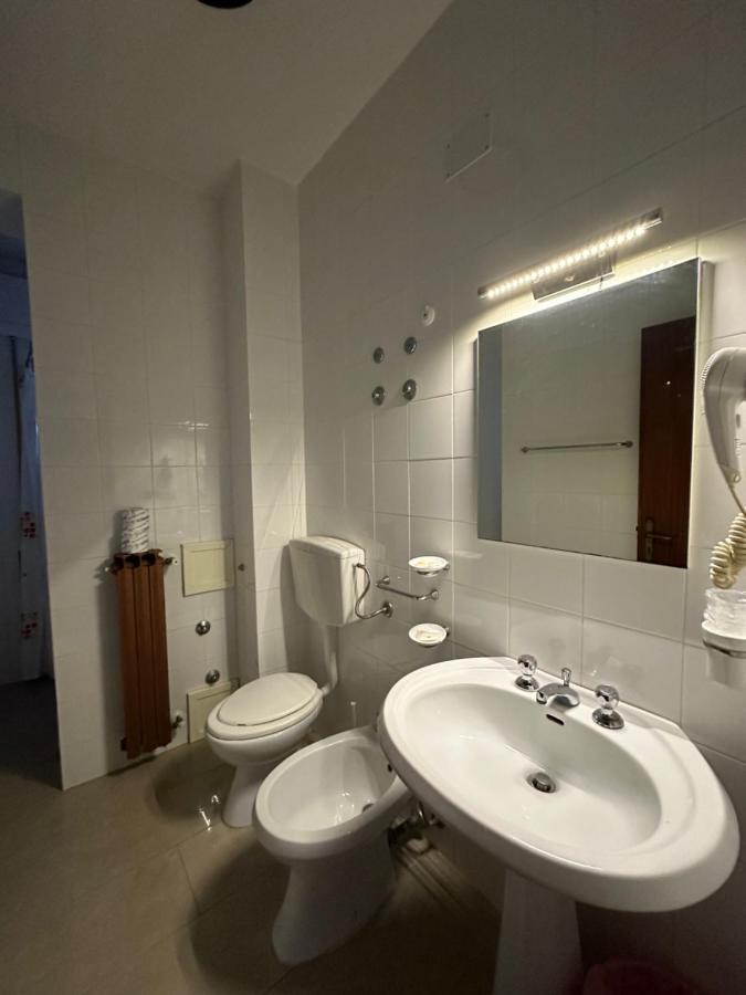 Hotel Atena Ciro Marina Bagian luar foto