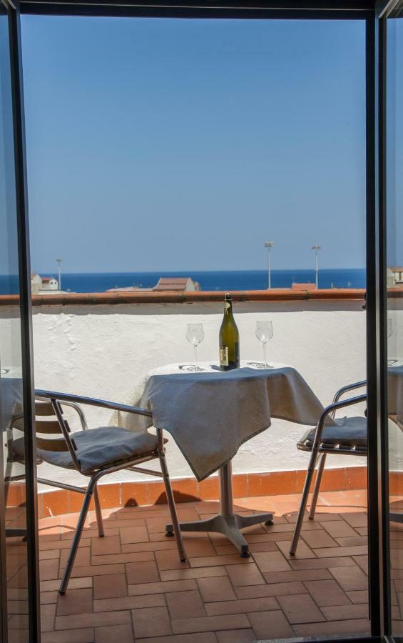 Hotel Atena Ciro Marina Bagian luar foto
